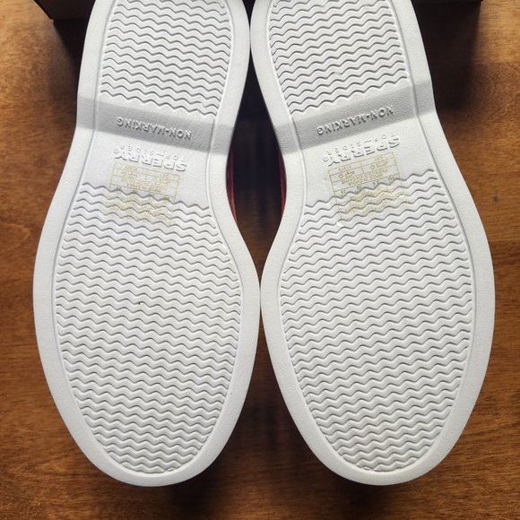 Brand New. Sperry float shoes- Red and orange Size 6 Women's - Picture 4 of 5